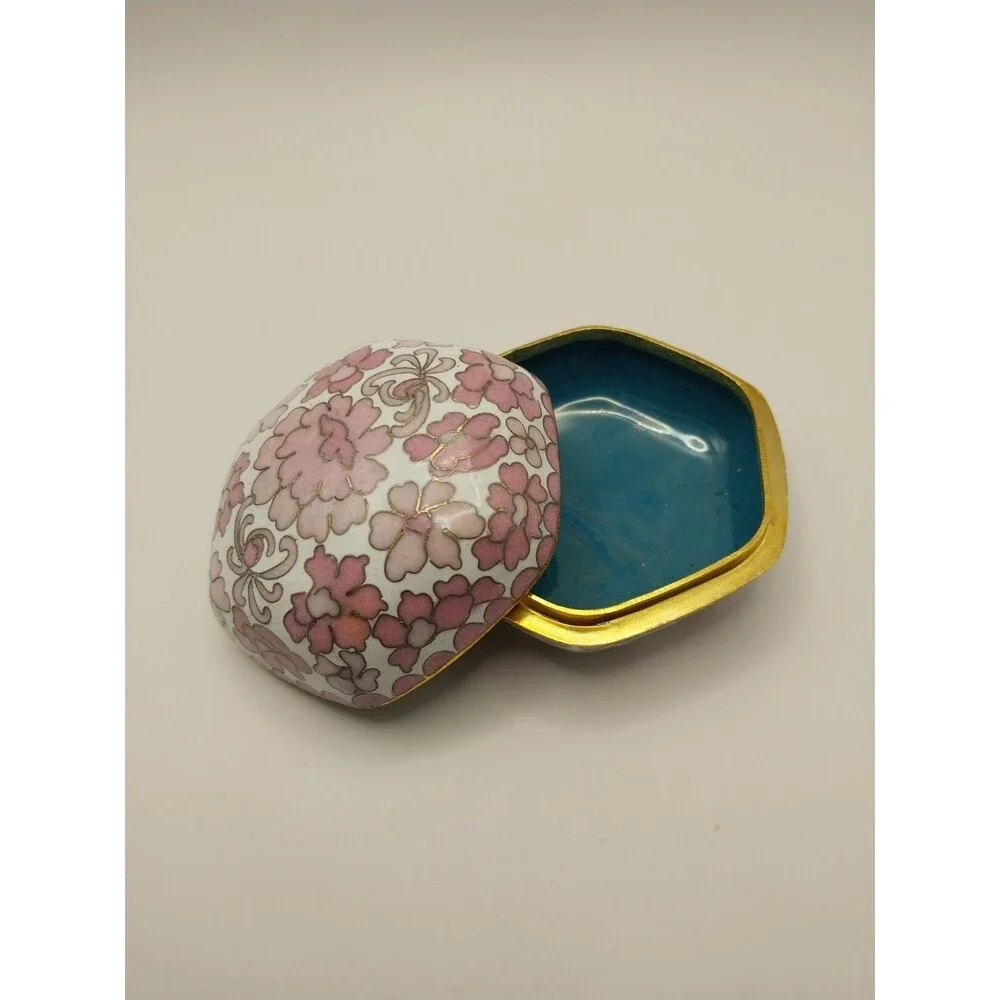 Gorgeous Vintage Cloisonné Trinket Box - Rare Pink and Light Pink Flowers New